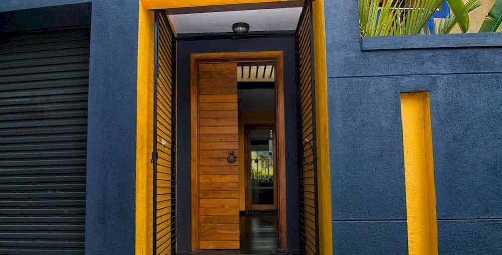 Oyo 437 Amali Residence Nugegoda Exterior foto